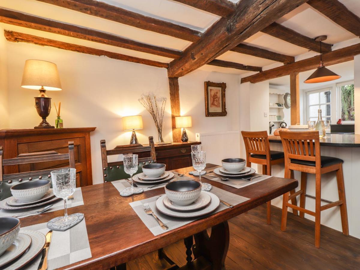 Tudor Cottage Sandwich Bagian luar foto