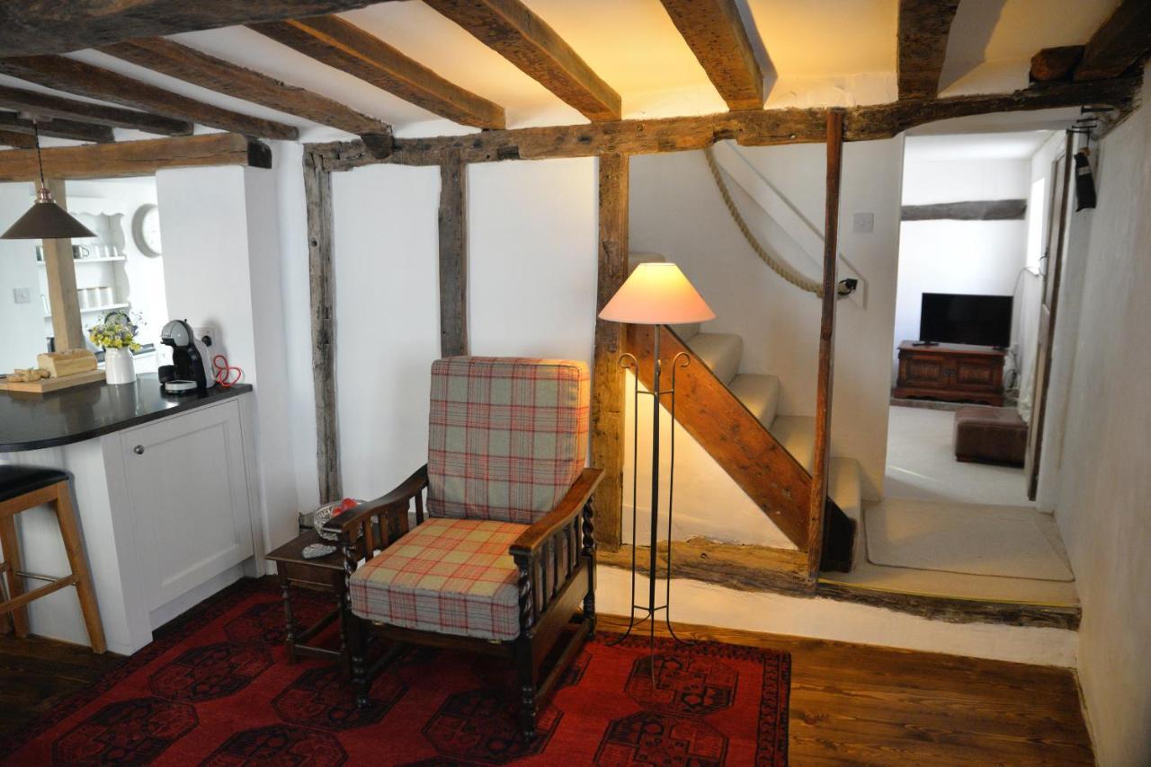 Tudor Cottage Sandwich Bagian luar foto